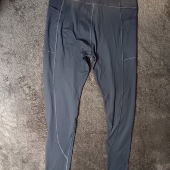 Victorias Secret Studio Leggings. Only Worn 1 time and has been dry cleaned. - Picture 1 of 3